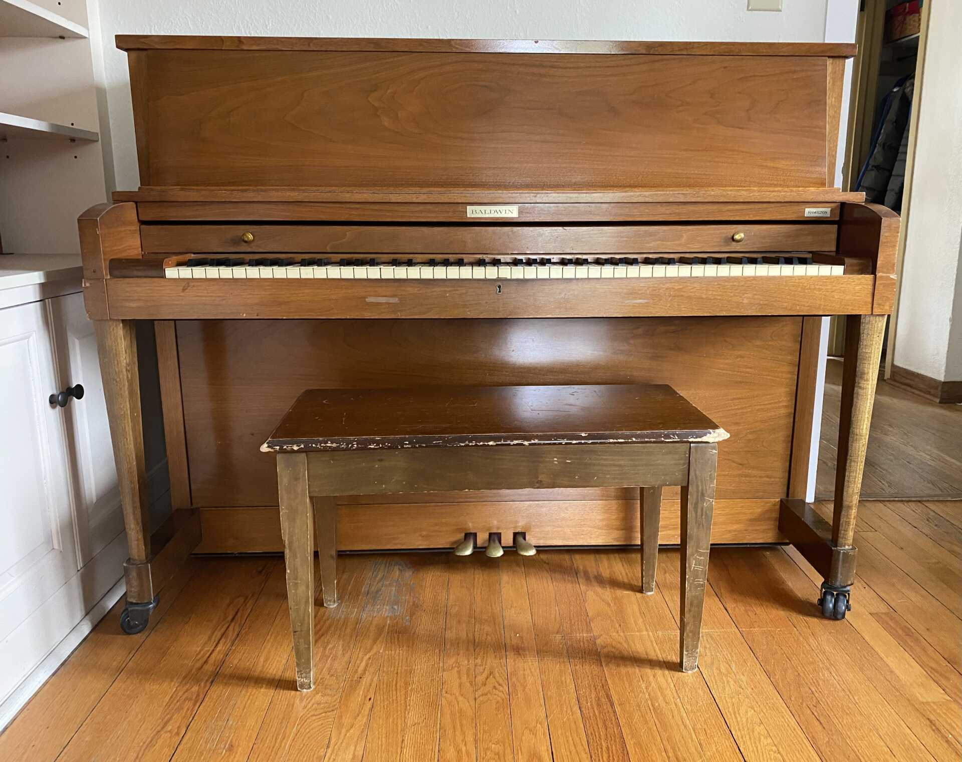 Baldwin Upright Pianoadoptions Buy Sell Donate A Piano In USA baldwin-upright-pianoadoptions-buy-sell-donate-a-piano-in-usa